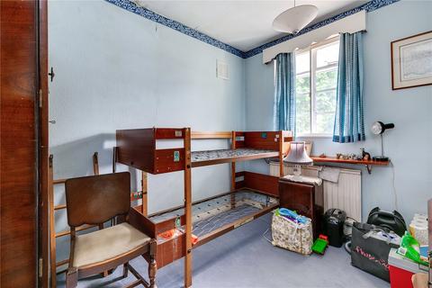 111 Thurleigh Road, London, SW12 8TY