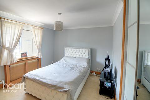 227 Rivermill, Harlow, CM20 1PB