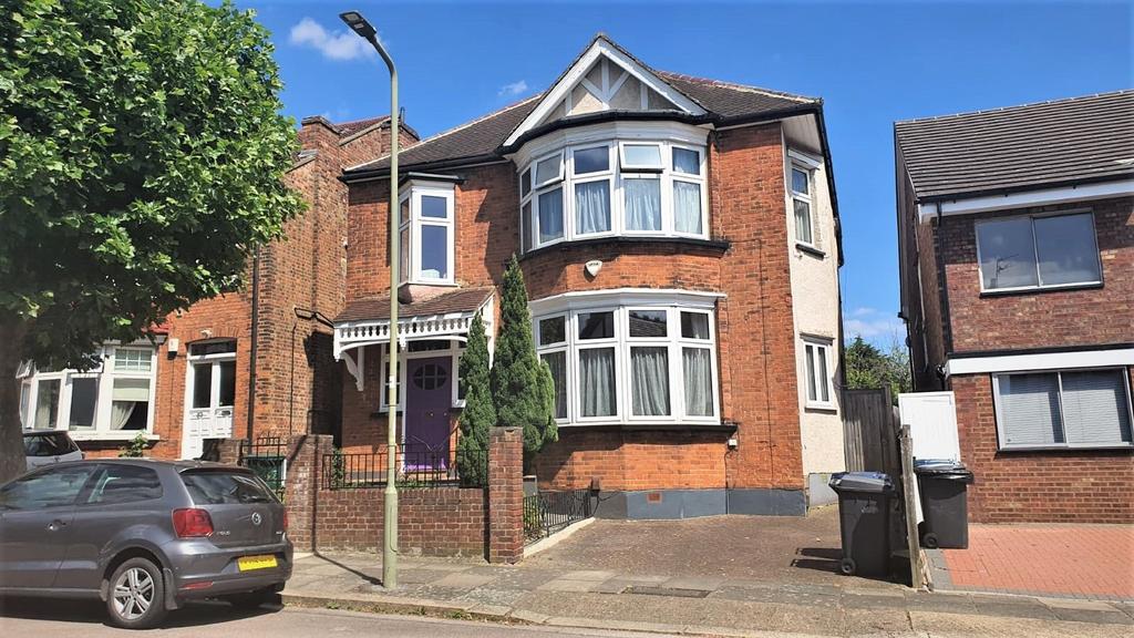 Stanhope Avenue, Finchley LONDON, N3 4 bed detached house £1,650,000