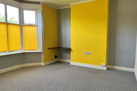 2 bedroom flat to rent - Gimson Road, Leicester