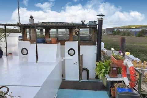 4 bedroom houseboat for sale, Station Road, Cuxton ME2