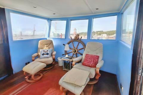 4 bedroom houseboat for sale, Vicarage Lane, Hoo ME3