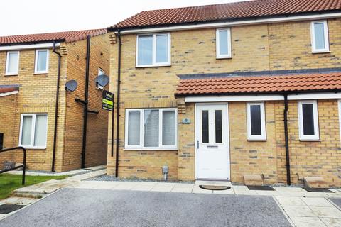 3 bedroom semi-detached house to rent - Chartwell Gardens, Kingswood, HU7