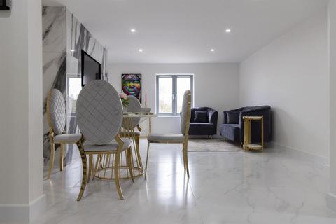 Flat 5 Beechgate, Witney, OX28 4JL