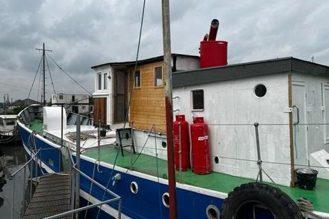 3 bedroom houseboat for sale, Vicarage Lane, Hoo ME3