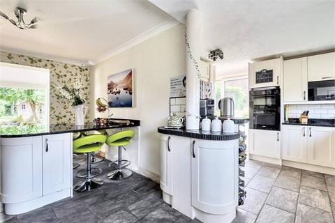 7 Burnham Road, Westcott, Aylesbury, HP18 0PL