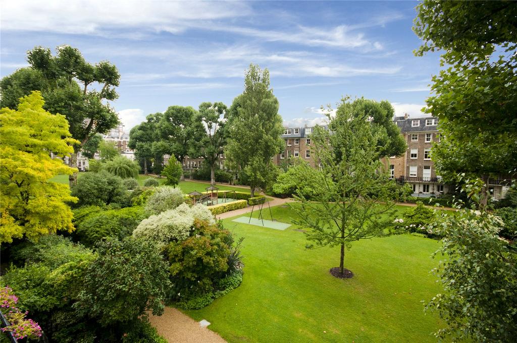 Crescent Garden
