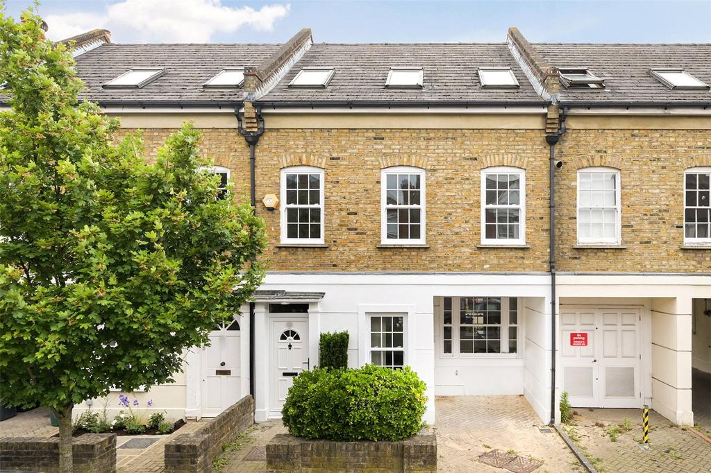 Barons Gate, 3335 Rothschild Road, Chiswick, London, W4 3 bed terraced