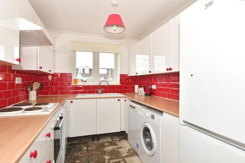 33 Cedar Avenue, Wickford, SS12 9DU