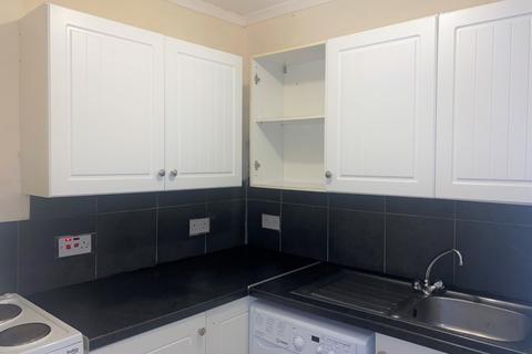 2 bedroom flat to rent, Otago Street, Hillhead, Glasgow, G12