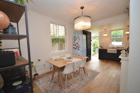 2 bedroom maisonette to rent - St Louis Road, West Norwood, London, SE27