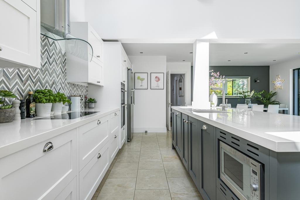 Kitchen With Island