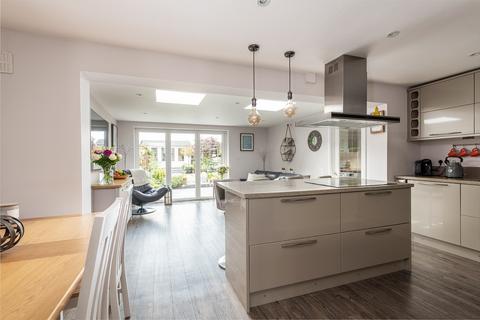 21 Asquith Road, Gillingham, ME8 0JD
