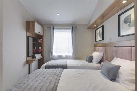 3 bedroom static caravan for sale - Havant Road, Hayling Island Hampshire