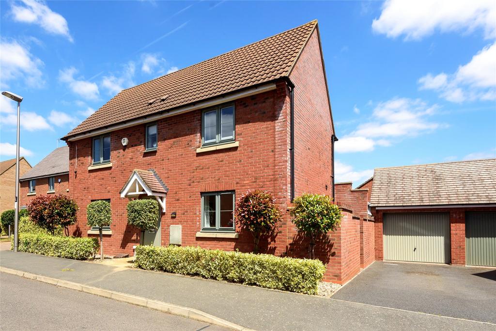 Weavers Lane, Oakridge Park, Milton... 4 bed detached house £575,000