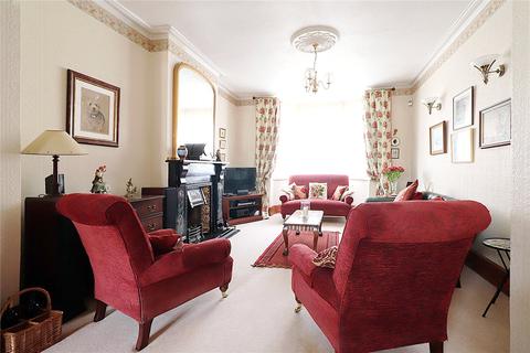 19 Pickford Road, Bexleyheath, DA7 4AT