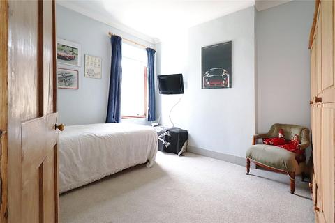 19 Pickford Road, Bexleyheath, DA7 4AT