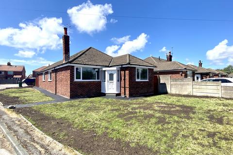 3 bedroom bungalow to rent, Langdale Close, Thornton-Cleveleys, Lancashire, FY5