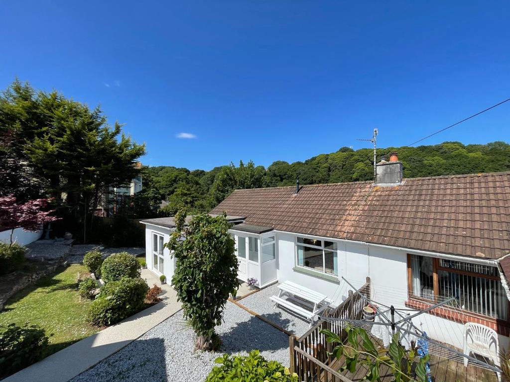 Stella Road, Paignton, Devon, TQ3 5 bed semidetached house £450,000