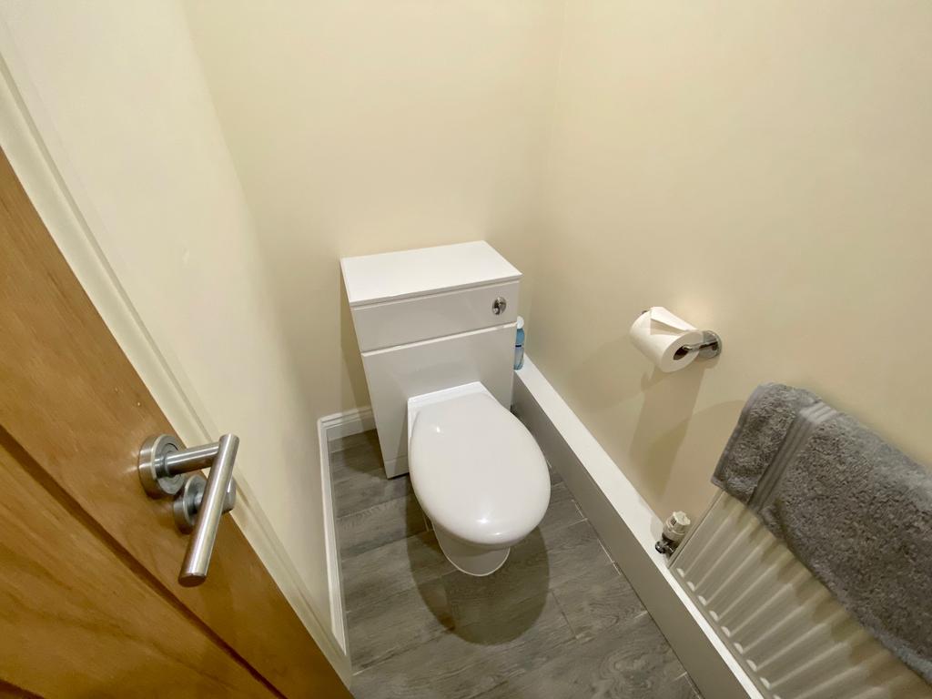 Photograph 4