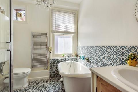 186a Victoria Road, Wood Green, London, N22 7XQ
