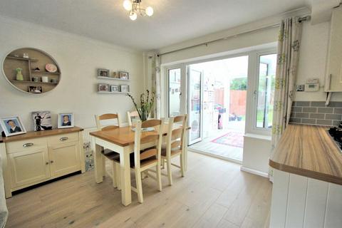 26 Meadway, Knebworth, SG3 6DN