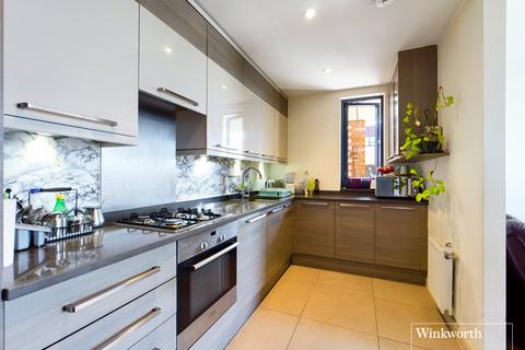 2 bedroom apartment for sale, Kingsbury, London NW9