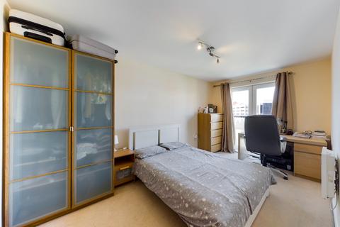 2 bedroom apartment for sale, Handleys Court, Selden Hill, Hemel Hempstead, Hertfordshire, HP2 4FW