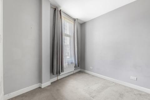 69a Vant Road, Tooting, London, SW17 8TG