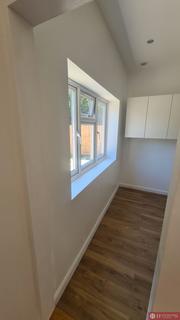 1 bedroom flat to rent, Budoch Drive, Seven Kings, IG3