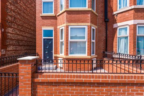 5 bedroom townhouse for sale - MANCHESTER, M8