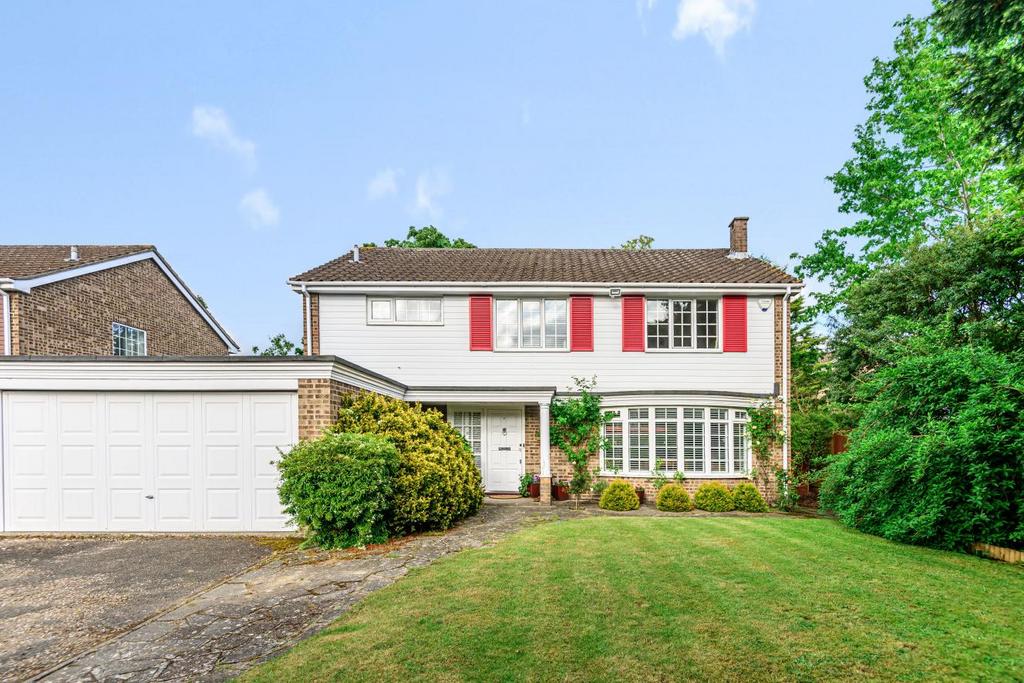 Logs Hill, Bickley 4 bed detached house for sale £1,150,000