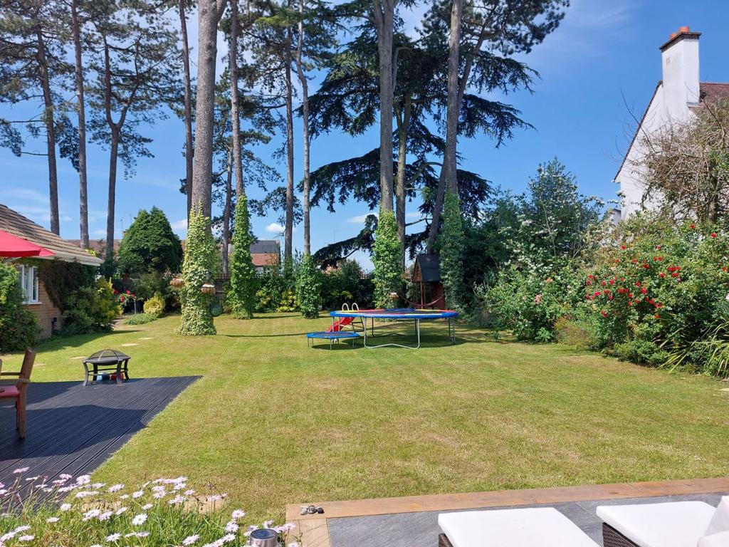 Rear garden
