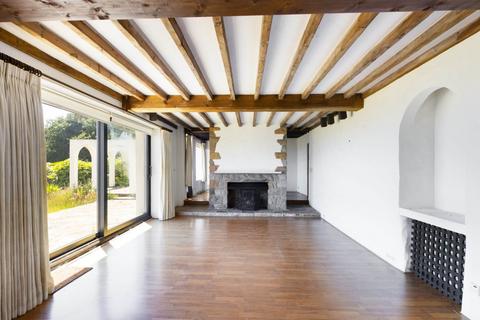 4 bedroom detached house for sale, St Martin