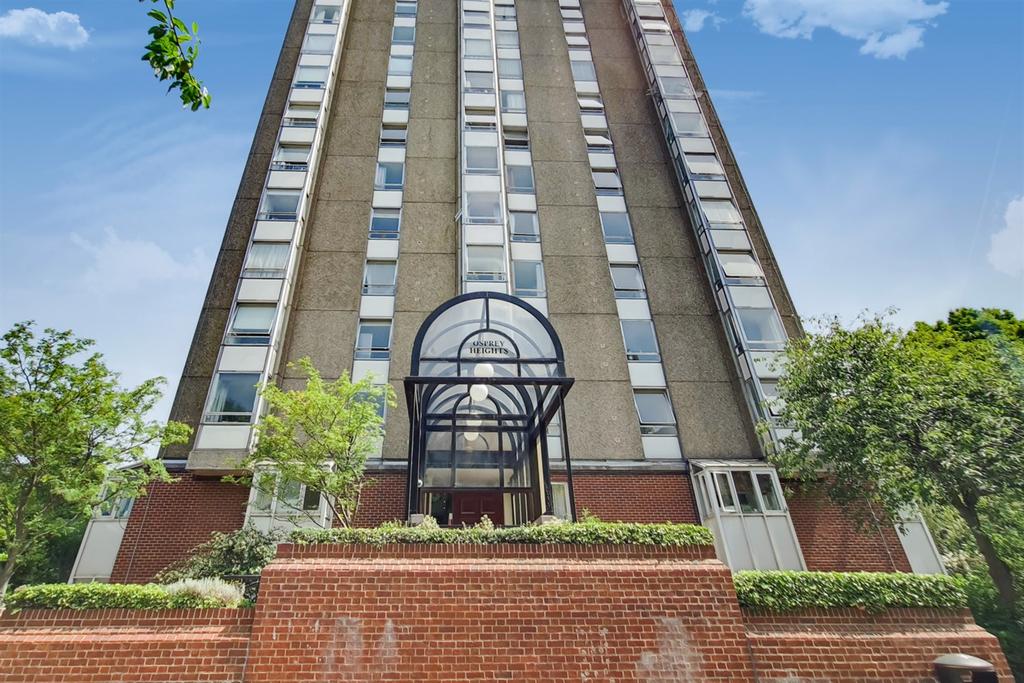 Osprey Heights, Bramlands Close, Battersea, SW11 2 bed flat for sale