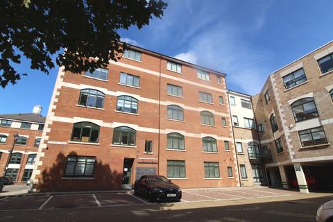 1 bedroom apartment to rent, Clifton Court, Corner Hall, Hemel Hempstead, Hertfordshire, HP3 9XY
