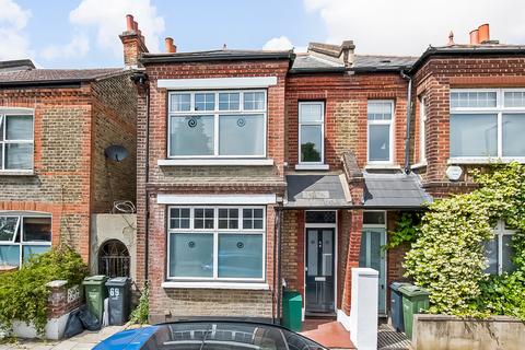 69 Robson Road, London, SE27 9LB