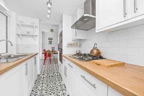 69 Robson Road, London, SE27 9LB