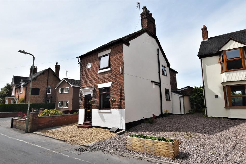 Clive Road, Market Drayton 3 bed detached house for sale £175,000