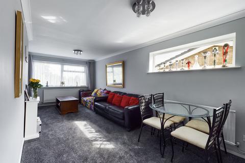 53 Denton Road, Burton-on-trent, DE13 0QA