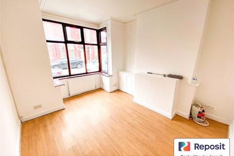 2 bedroom terraced house to rent, Grandale Street, Manchester, Greater Manchester, M14