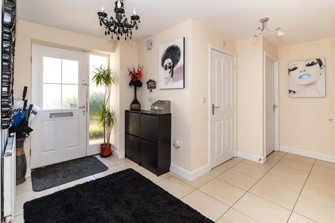 17 Leyfield, Baildon, Shipley, BD17 5TQ