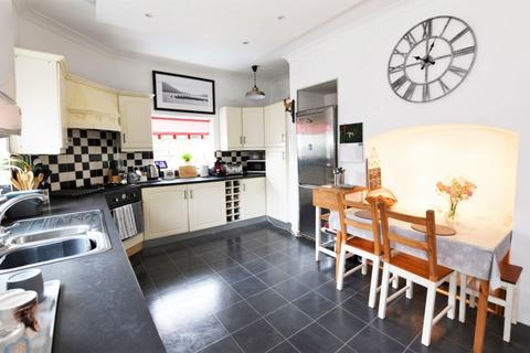 1 Lyons Fold, Sale, M33 6JF