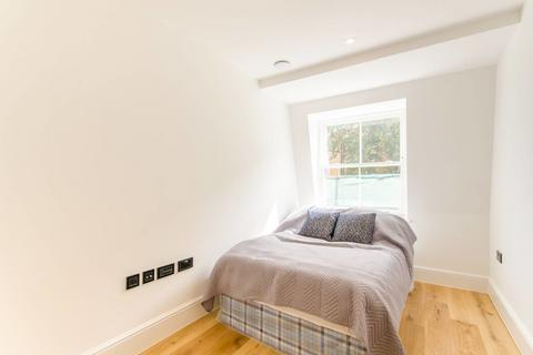 2 bedroom flat to rent, Parkhurst Road, Holloway, London