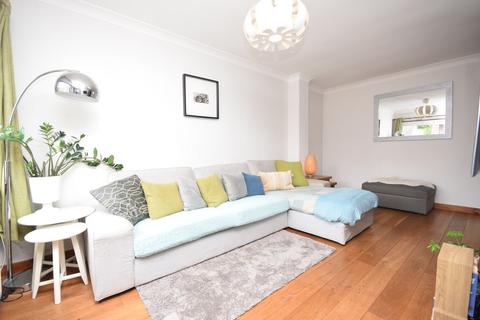 45 Durley Dene Crescent, Bridge Of Earn, Perth, PH2 9RD