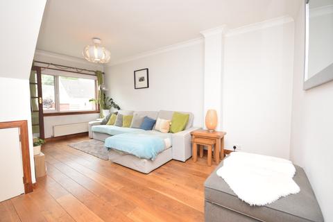 45 Durley Dene Crescent, Bridge Of Earn, Perth, PH2 9RD