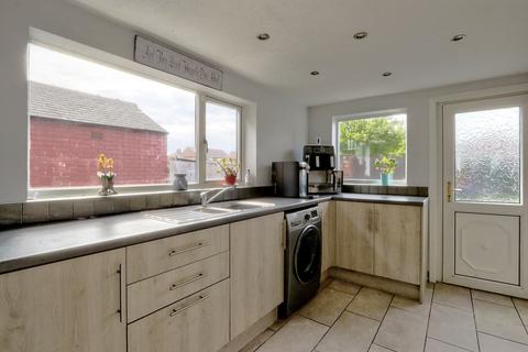 27 Belmont Avenue, South Bank, Middlesbrough, TS6 0AY