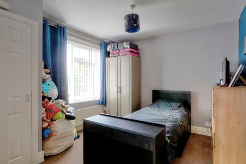27 Belmont Avenue, South Bank, Middlesbrough, TS6 0AY