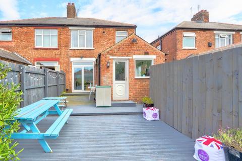 27 Belmont Avenue, South Bank, Middlesbrough, TS6 0AY