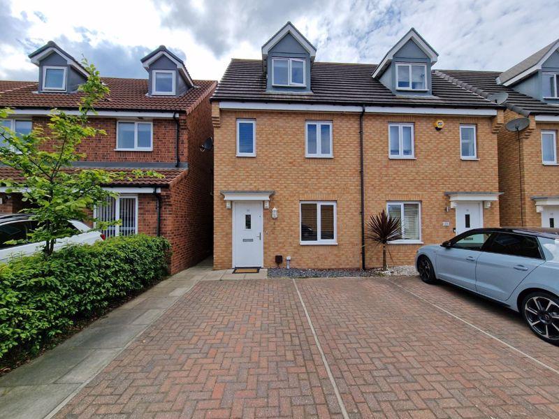 Alexandra Chase, Cramlington 3 bed townhouse for sale £195,000